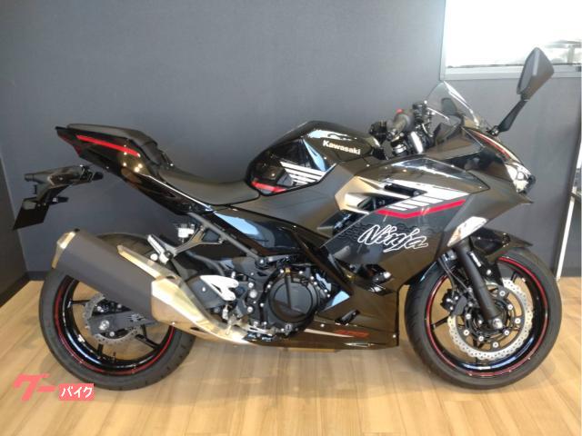 カワサキ Ninja 400 2025年モデル ブラック