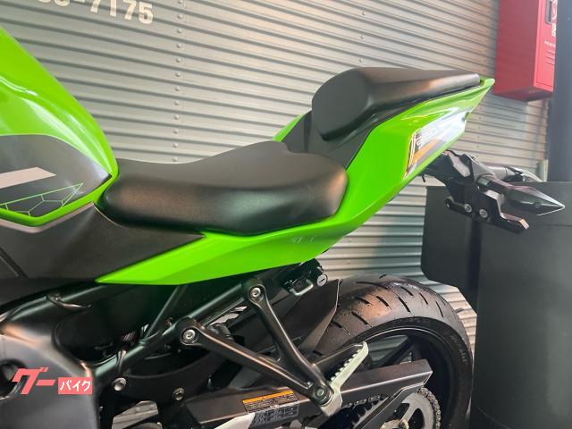 カワサキ Ninja ZX－25R SE クイックシフター