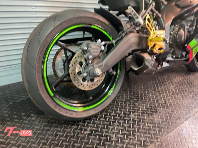 カワサキ Ninja ZX－25R SE ヨシムラレーシングサイクロン