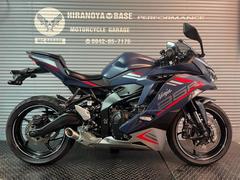 カワサキ　Ｎｉｎｊａ　ＺＸ−２５Ｒ　ＳＥ　ＥＴＣ２．０　ＡＢＳ　クイックシフター　ＵＳＢ　搭載