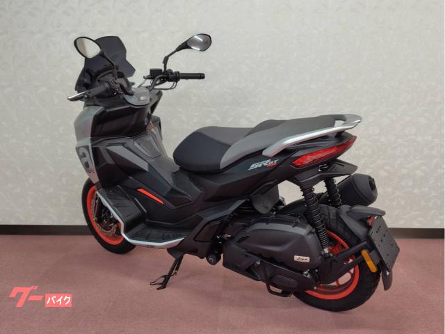 ａｐｒｉｌｉａ ＳＲ ＧＴ２００ ２０２２年モデル ＥＴＣ シート下スペース ＬＥＤライト｜バルコムスクエア  ワールドバイク熊本｜新車・中古バイクなら【グーバイク】