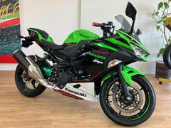 カワサキ　Ｎｉｎｊａ　４００　ＫＲＴエディション　２０２１年モデル　ＥＴＣ　アクセサリーバー　ＬＥＤライト　フルカウルスポーツ