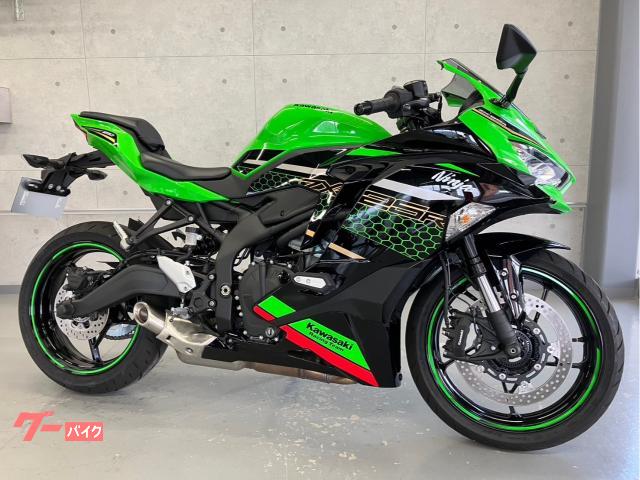 Ｎｉｎｊａ　ＺＸ−２５Ｒ　ＳＥ　ＫＲＴエディション　２０２１年モデル　ＥＴＣ　クイックシフター　トラコン　スライダー