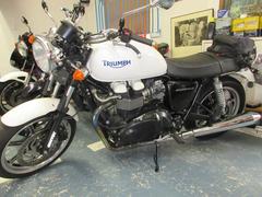 ＴＲＩＵＭＰＨ　ボンネビルＳＥ