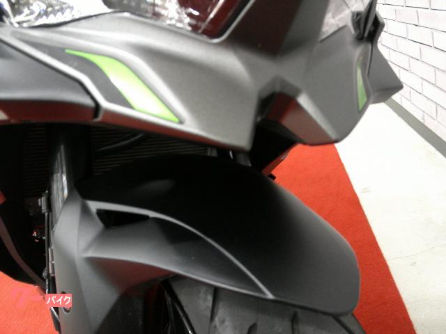 カワサキ Ninja ZX－4R SE 2024年モデル ワン