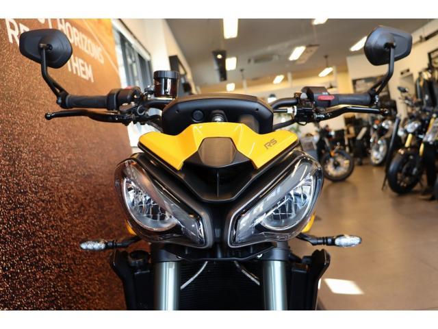 ストリートトリプル765RS