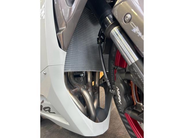 カワサキ Ninja ZX－6R ホワイト｜カワサキプラザ宮崎