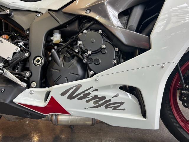 カワサキ Ninja ZX－6R ホワイト｜カワサキプラザ宮崎
