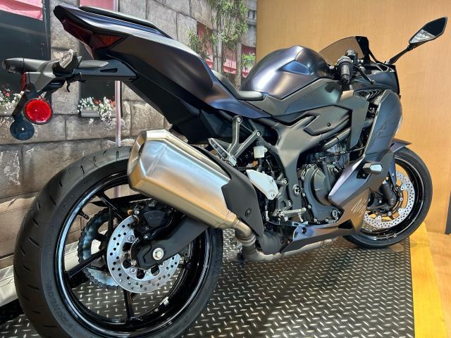 さくさく カワサキ Ninja ZX－4R SE 2025年モデル