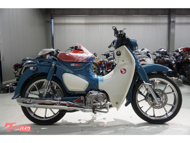 スーパーカブＣ１２５　現行最新モデル　グリップヒーター付　パールボスボラスブルー　新車