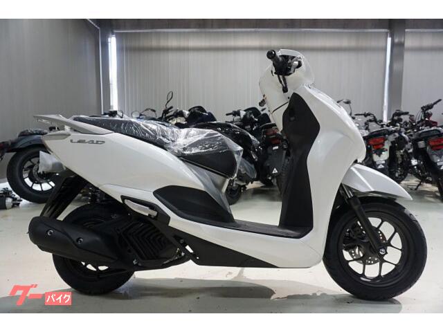 リード１２５　２０２５ＮＥＷモデル　グリップヒーター付　パールスノーフレークホワイト　新車