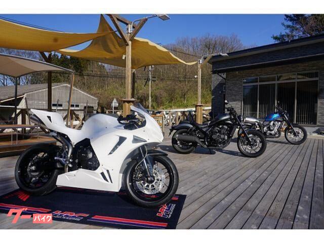 ホンダ NSF100 HRC製ミニバイクレーサー ホワイト 新車