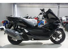 ホンダ　ＰＣＸ　現行最新モデル　純正グリップヒーター付　スマートキー仕様　ポセイドンブラックメタリック　新車