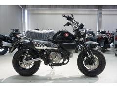 ホンダ　モンキー１２５　２０２５ＮＥＷモデル　グリップヒーター付　国内正規車　シーンシルバーメタリック　新車