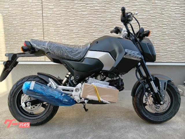 グロム　マッドガンパウダーブラックメタリック　新車