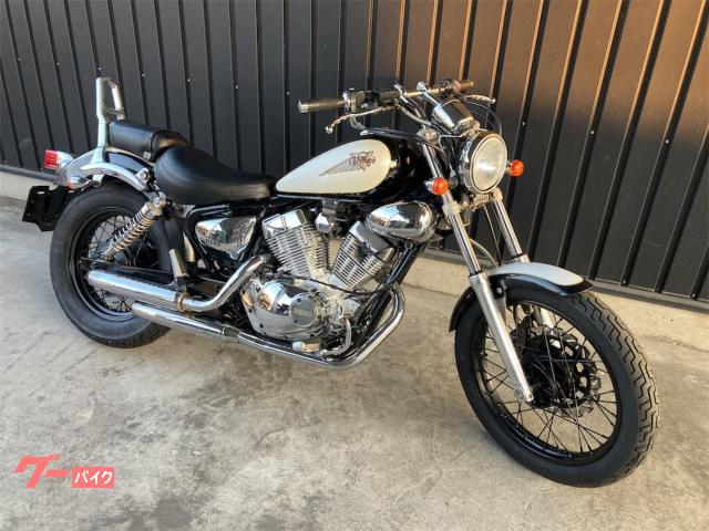ＸＶ２５０ビラーゴＳ　１９９６年モデル　前後タイヤ新品　キャブレター　フロントフォークオーバーホール済　シート張り替え