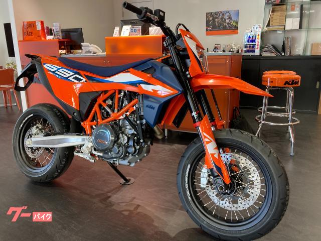 ＫＴＭ ６９０ＳＭＣ Ｒ｜ＫＴＭ福岡／ハスクバーナ・モーターサイクル