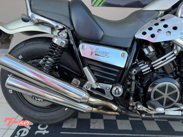 ヤマハ VMAX 2LT 社外マフラー｜バイクZZI｜新車・中古
