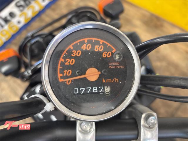 ホンダ ズーマー インジェクションモデル シート新品 タイヤ前後新品