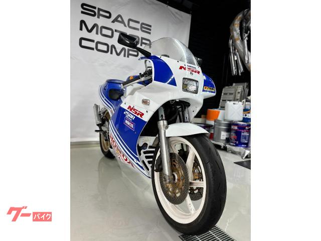NSR250R MC18 88 燃料タンク 現状品 青テラ Honda NSR250R '88 テラブルー/ロスホワイト｜株式会社 青島文化