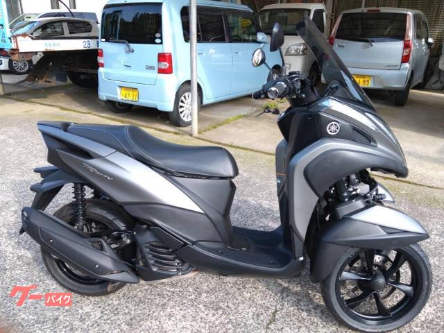 トリシティ　両輪フロントタイヤ新品交換　２０１８年モデル