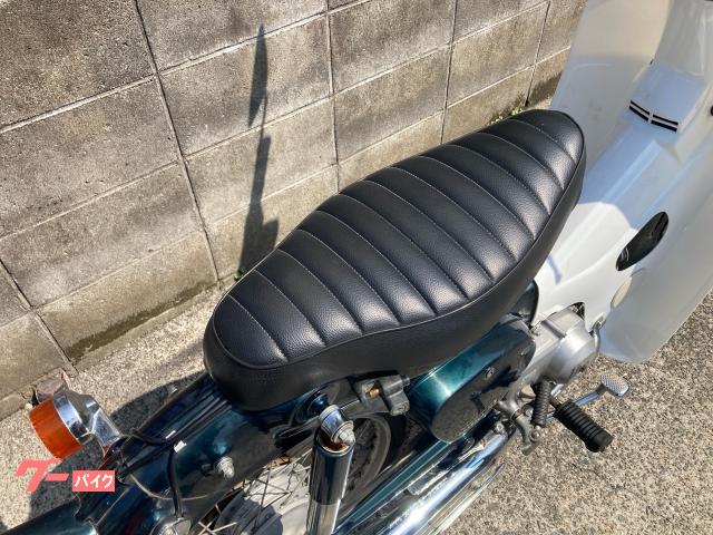 ホンダ スーパーカブ50 コブラシート バッテリー・プラグ・オイル