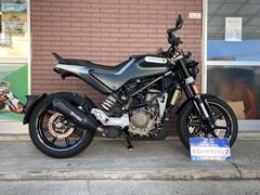 ＨＵＳＱＶＡＲＮＡ　スヴァルトピレン２５０　２０２０年モデル　ＡＢＳ　エンジンガード　カスタムシート　ヘッドライトガード