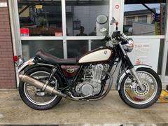 ヤマハ　ＳＲ４００　社外シート　社外マフラー　バッテリー・オイル・タイヤ前後新品