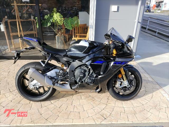 ＹＺＦ−Ｒ１Ｍ　ワンオーナー　カーボンタンクカバー装着
