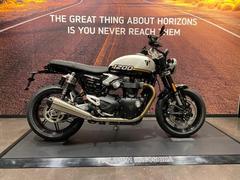 ＴＲＩＵＭＰＨ　スピードツイン１２００