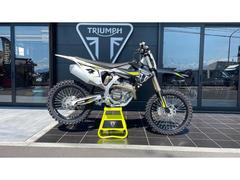 ＴＲＩＵＭＰＨ　ＴＦ４５０−ＲＣエディション　リッキー・カーマイケルエディション