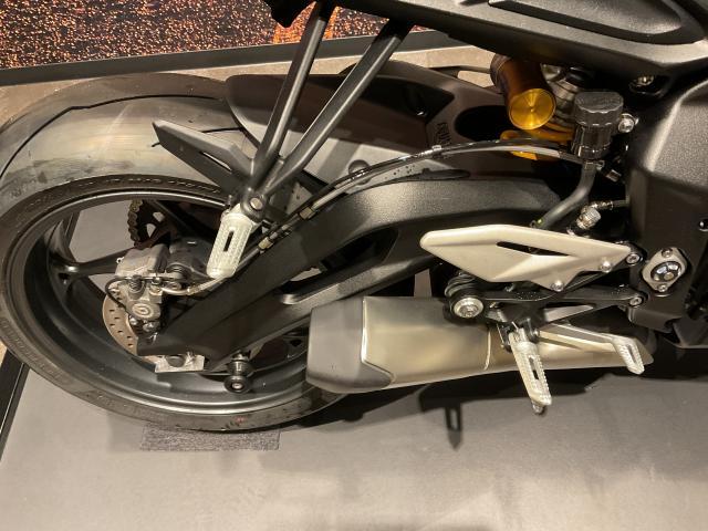 ストリートトリプル765RS 登録済み未使用車