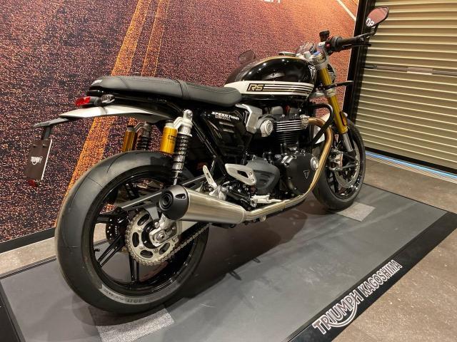スピードツイン1200RS