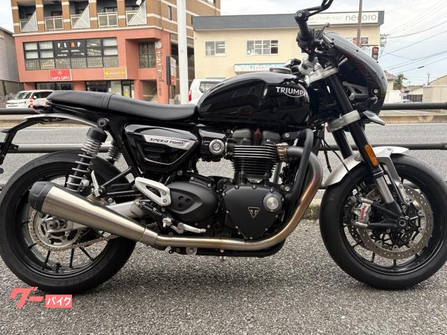 スピードツイン１２００　ＡＢＳ　ＥＴＣ付　ビキニカウル　エンジンガード