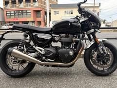 ＴＲＩＵＭＰＨ　スピードツイン１２００　ＡＢＳ　ＥＴＣ付　ビキニカウル　エンジンガード