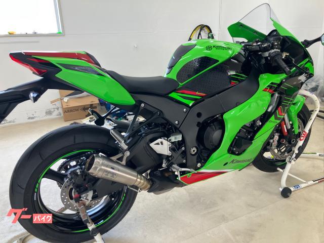 カワサキ Ninja ZX－10R ARROWマフラー タンデムシート