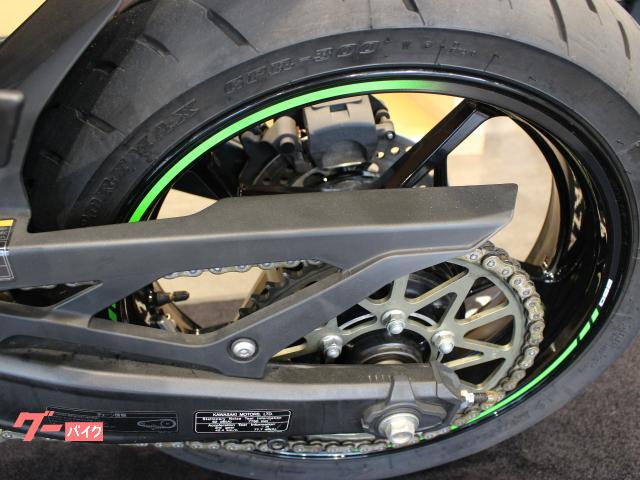 カワサキ Ninja ZX-25R SE 2022年モデル リア カワサキ Ninja ZX-25R SE 2022年モデル リア