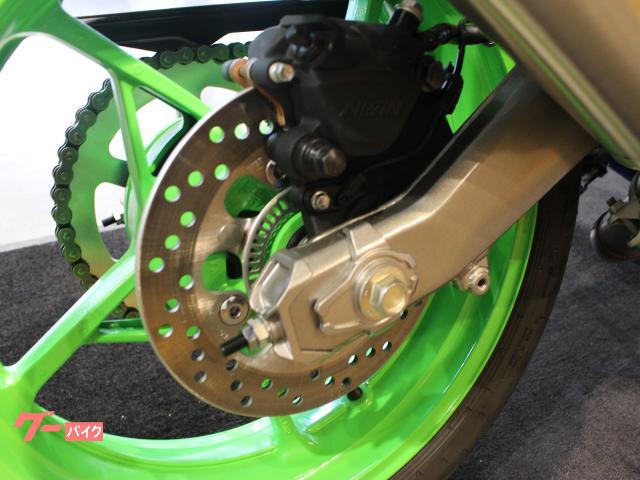 カワサキ Ninja ZX－4RR 40周年記念モデル