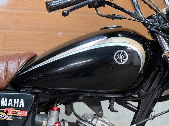 ヤマハ YB125SP 社外マフラー シート サイドバッグ ヤマハ YB125SP 社外マフラー シート サイドバッグ