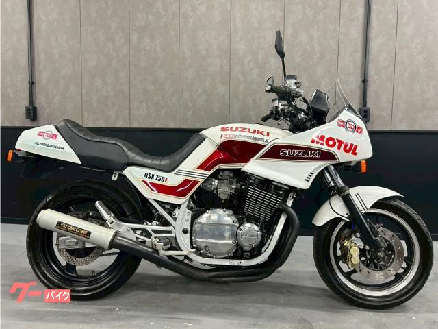ＧＳＸ７５０Ｅ　ヨシムラフルエキ　バーハンドル　タックロールシート
