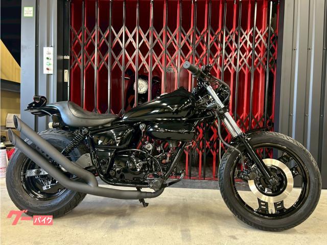 ＭＡＧＮＡ　ＦＩＦＴＹ　ブラックカスタム　２本だし　タイヤ前後新品