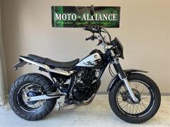 ヤマハ　ＴＷ２２５Ｅ　２０周年アニバーサリーモデル　スパトラマフラー　アップハンドル　シート　ヘッドライト　ＵＳＢ　テールランプその他多数