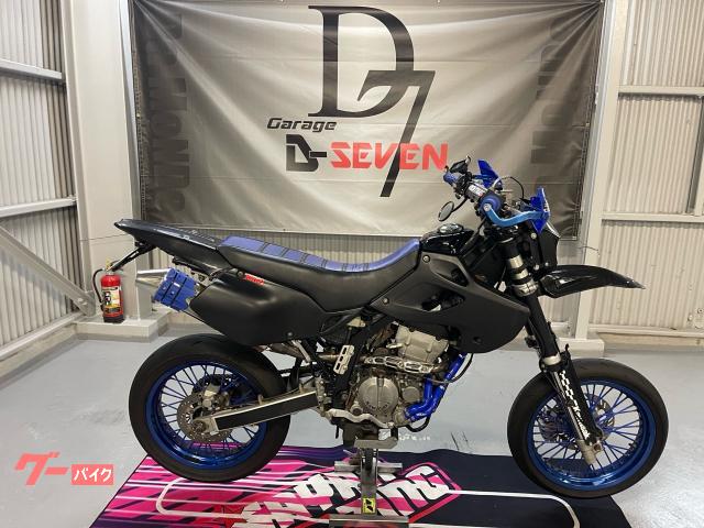 Ｄトラッカー２５０　バクダンキット搭載