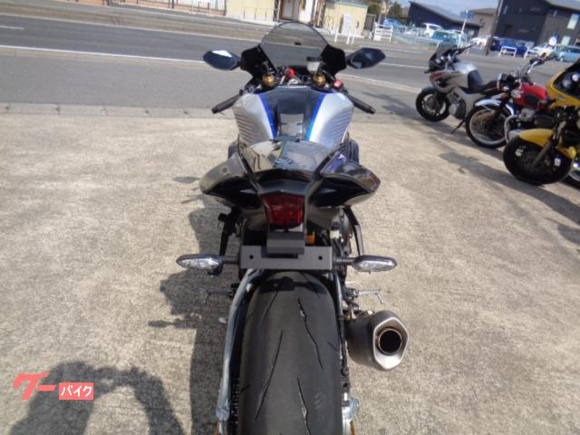 Yamaha YZF-R1M — миниатюра 3