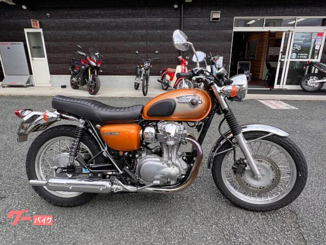 Ｗ８００