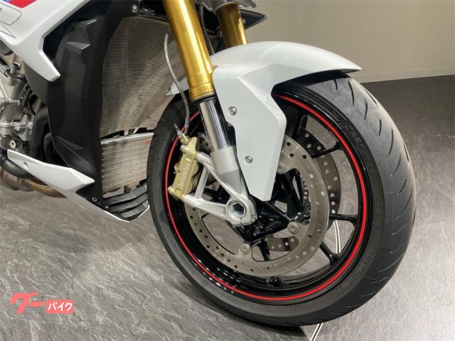 カバー付き! アクラポビッチ BMW S1000R/RR チタンマフラー11~ カバー付き! アクラポビッチ BMW S1000R/RR チタンマフラー11