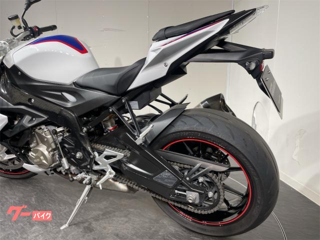 カバー付き! アクラポビッチ BMW S1000R/RR チタンマフラー11~ カバー付き! アクラポビッチ BMW S1000R/RR チタンマフラー11