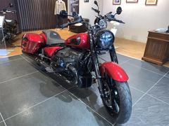 ＢＭＷ　Ｒ１８　Ｒｏｃｔａｎｅ　２０２５年モデル　新車　リバースギア　クルーズコントロール　ＬＥＤヘッドライト　ヒルスタートコントロール