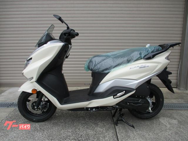 バーグマンストリート１２５ＥＸ