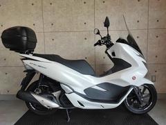 ホンダ　ＰＣＸ１５０　ＥＴＣ　グリップヒーター　ＧＩＶＩトップケース　大型フロントスクリーン　ＬＥＤヘッドライト